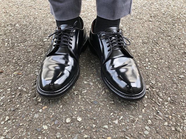 18 05 06 12 45 40 Chobiwan Shoeshine 昨夜コードバンクリームで手入れしました 底光りがすごい クレムはもうちょっとパキッとする感じ 好みはクレムです よね 靴磨き オールデ Shoes Mens Men S Shoes Oxford Shoes 18 05 06 12 45 40 Chobiwan Shoeshine 昨夜コードバンクリームで手入れしました 底光りがすごい クレムはもうちょっとパキッとする感じ 好みはクレムです よね 靴磨き オールデ Shoes Mens Men S Shoes Oxford Shoes