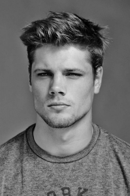 The jaw line. | Beautiful men faces, Face men, Haircuts