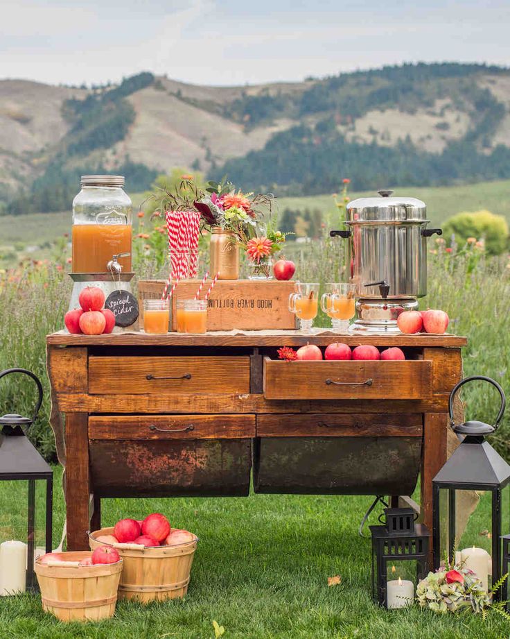 Hot Drink Ideas Perfect For Your Cool Weather Wedding Reception Apple hot-drink-ideas-perfect-for-your-cool-weather-wedding-reception-apple