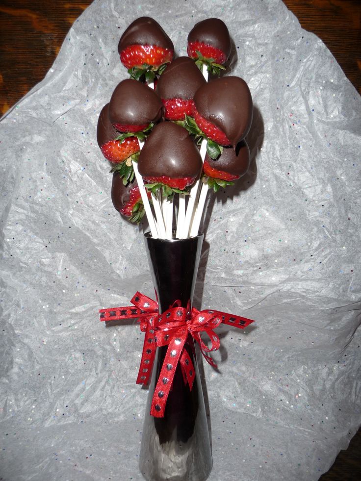 Valentines Chocolate Covered Strawberries Bouquet Cool Product