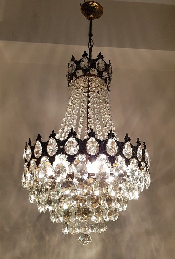 Caya 6 Light Chandelier Caya 6 Light Chandelier
