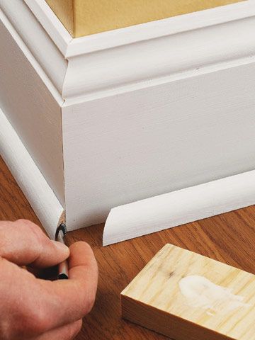 Base Shoe Molding How To Install Baseboard Carpentry Discover Ideas About Baseboard Molding