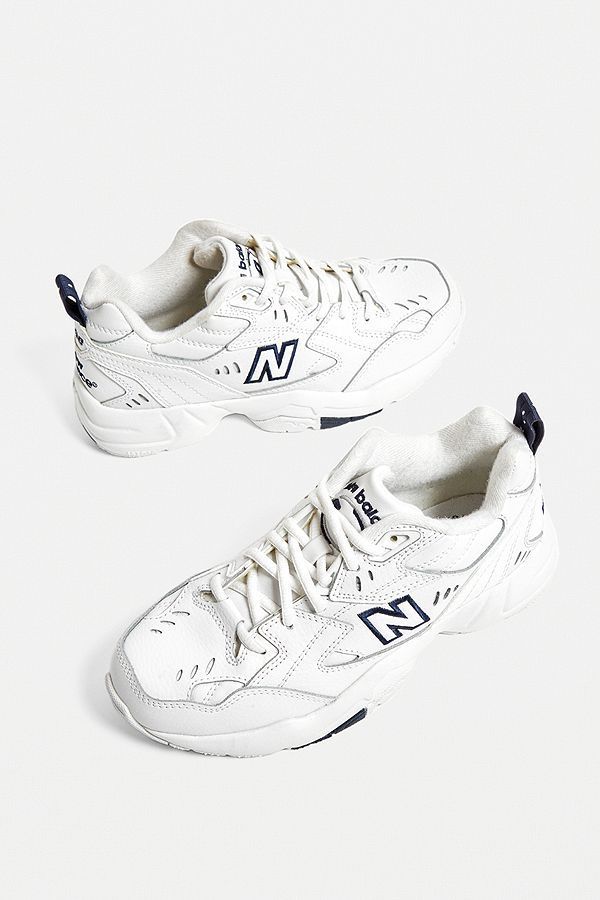 New Balance Baskets 608 Blanches Dad Shoes New Balance Shoes Sneakers