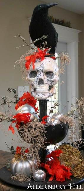 skull and crow great centerpiece or yard decor this looks fun to make
