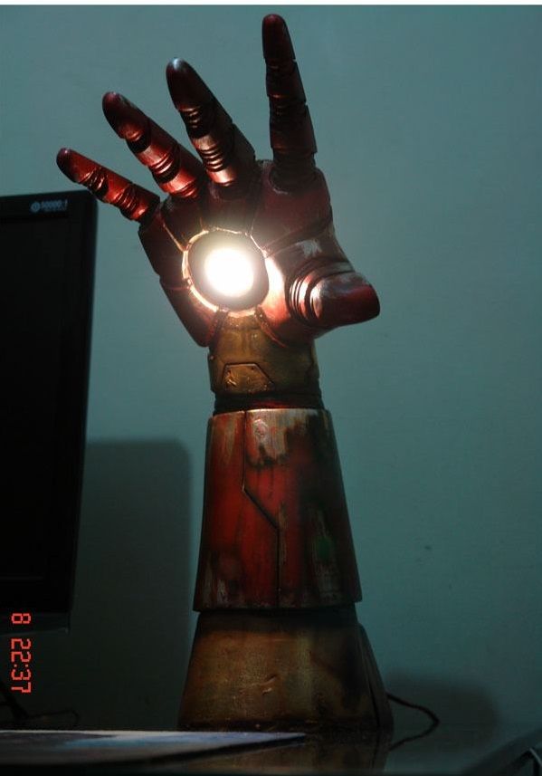 Best 10+ Nerd Room Ideas On Pinterest Ewok, Terrarium Plants For Light The Room With Iron Man's Arm... Oh please, someone, buy - Best 10+ Nerd Room Ideas On Pinterest Ewok, Terrarium Plants For