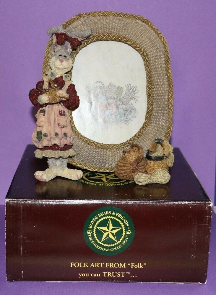 BOYD/'S BEARS /"A Tisket a Tasket/" Hand Painted Handcrafted