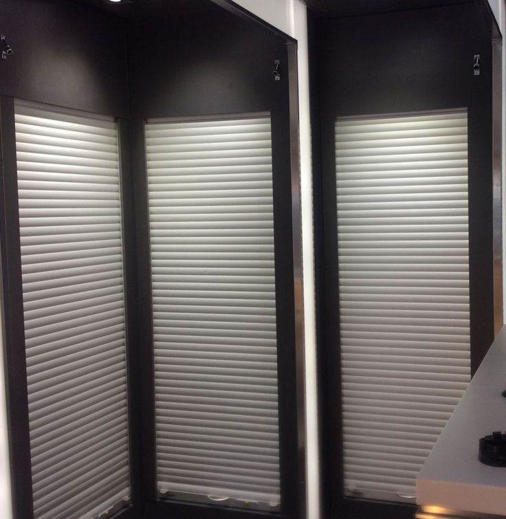 Commercial Security Doors 100 best rollok rolling security doors and shutter in retail and Commercial Security Doors 100 best rollok rolling security doors and shutter in retail and