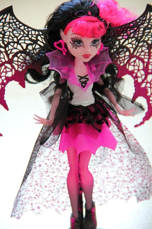 monster high dolls see more draculara draculahalloween decorationsinspired