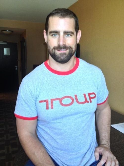 non gay fancy hotels free gay file share