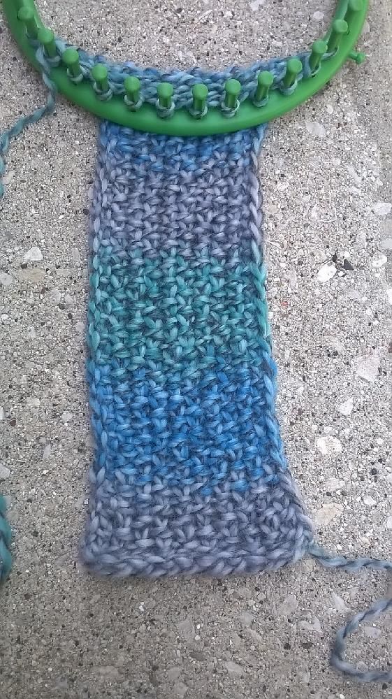 Best 25+ Loom scarf ideas on Pinterest Loom crochet, Round loom knitting an...