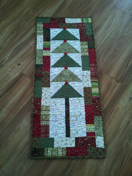 630 best Charm Pack Patterns images on Pinterest Quilting ideas, Mini quilts and Small quilts