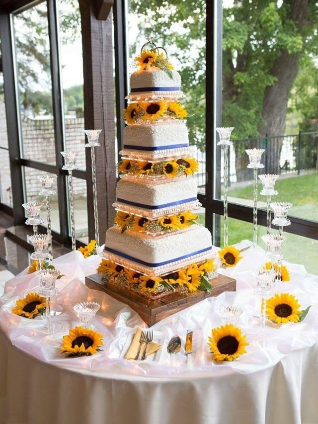 This Customer Cake Is From Julie Who Got Married In July 2017
