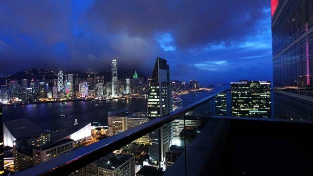 Eyebar Rooftop Bar In Hong Kong The Rooftop Guide Rooftop Bar Rooftop Bar Bangkok Rooftop