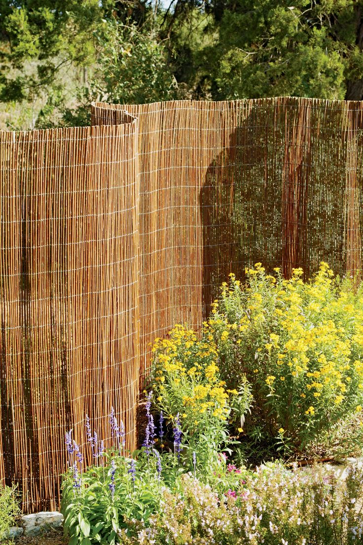 Best 25+ Garden Fencing Ideas On Pinterest Fence Garden, Garden Traditional Willow Fencing for a Private English Garden - Best 25+ Garden Fencing Ideas On Pinterest Fence Garden, Garden