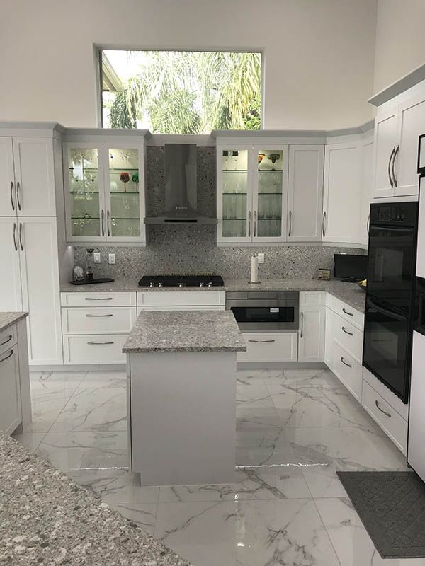 Kitchen Cabinet Refacing In Pompano Beach And Boynton Beach Fl Grey Kitchen Island Kitchen Remodel Gray And White Kitchen