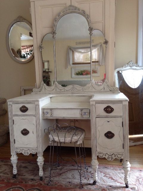 Desk Stool Vintage Bedroom Furniture Local Pickup Only Pa Desk Stool Vintage Bedroom Furniture Local Pickup Only Pa Shabbychic Bedroomfurniture