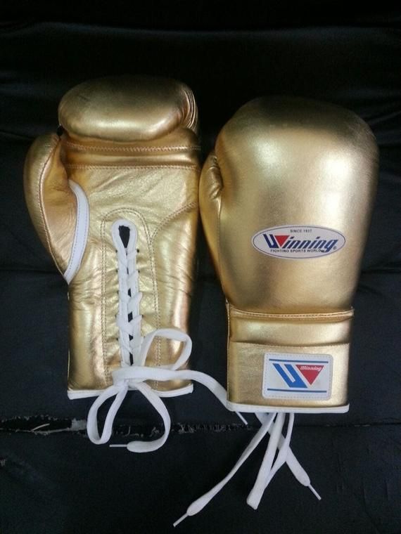 new customized leather boxing gloves with any custom name or logo or winning logo also