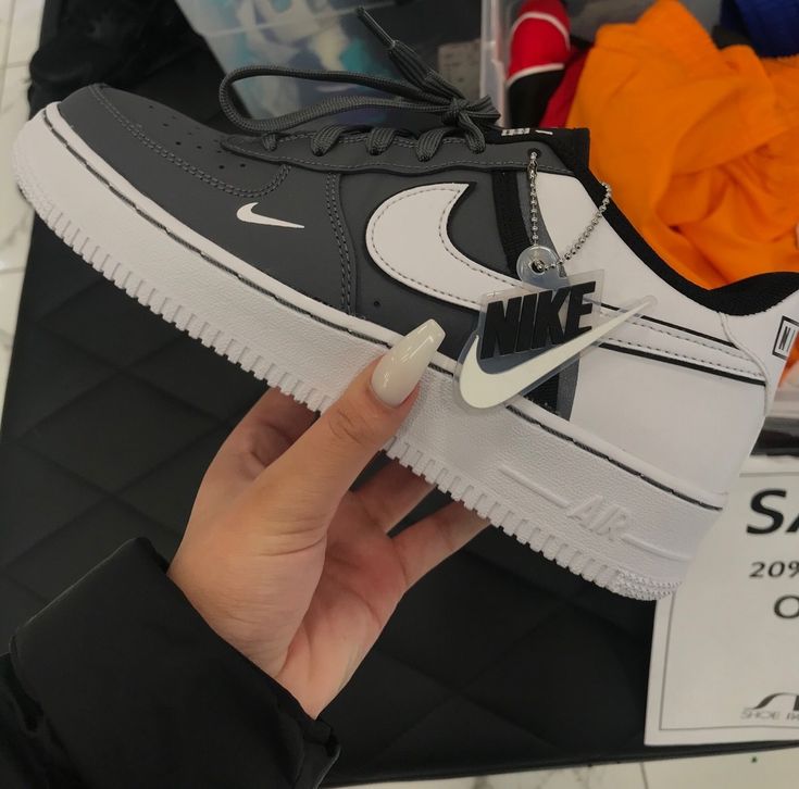 ما راح Nike, Style, And Sneakers #nike #fashion #sneakers #trainers ... ما راح ما راح Nike, Style, And Sneakers #nike #fashion #sneakers #trainers ... ما راح