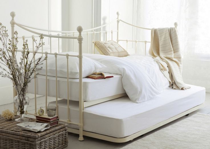 Die besten 25+ Laura ashley bedroom furniture Ideen auf Pinterest - luxus schlafzimmer design Die besten 25+ Laura ashley bedroom furniture Ideen auf Pinterest - luxus schlafzimmer design