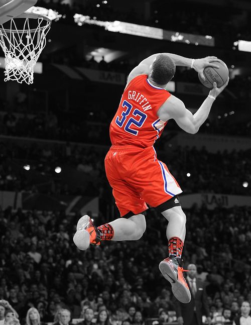 Who witnessed Blake Griffin's insane dunk during All Star Weekend? #NBA #basketb...
