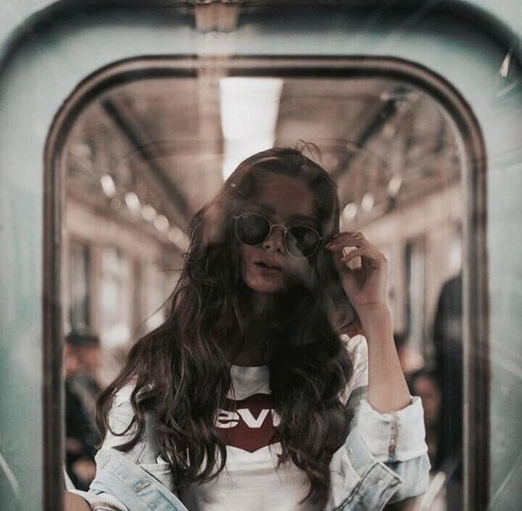 Brunette glasses subway otngagged