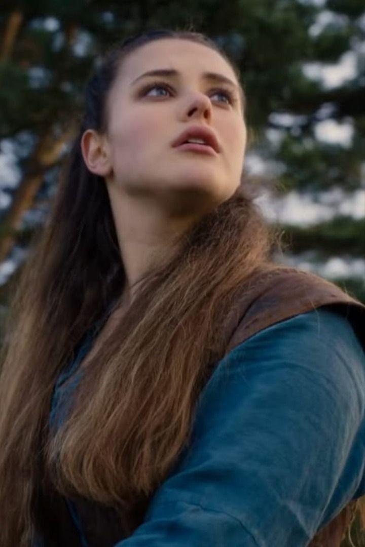 WHO IS NIMUE IN NETFLIX’S CURSED? King arthur legend, Netflix, Tv shows
