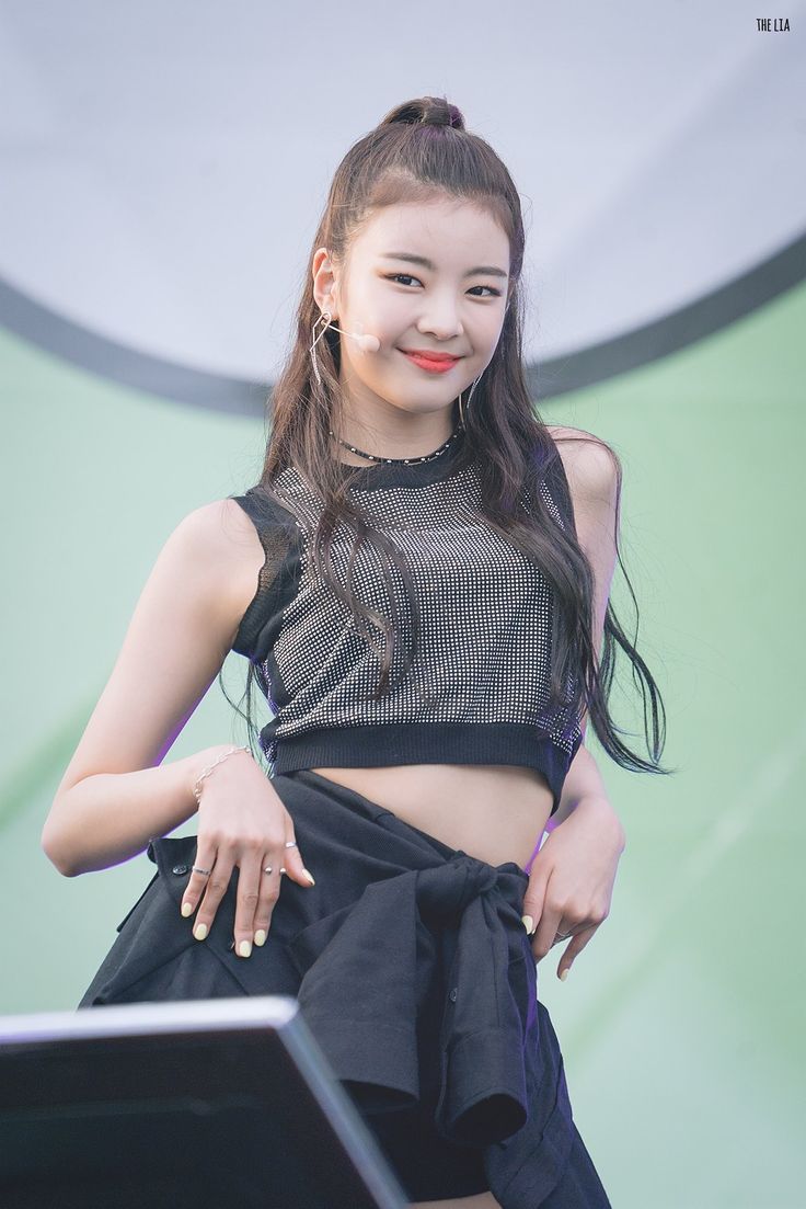 ghim c a tzuyu tr n lia choi jisu itzy ghim c a tzuyu tr n lia choi jisu itzy