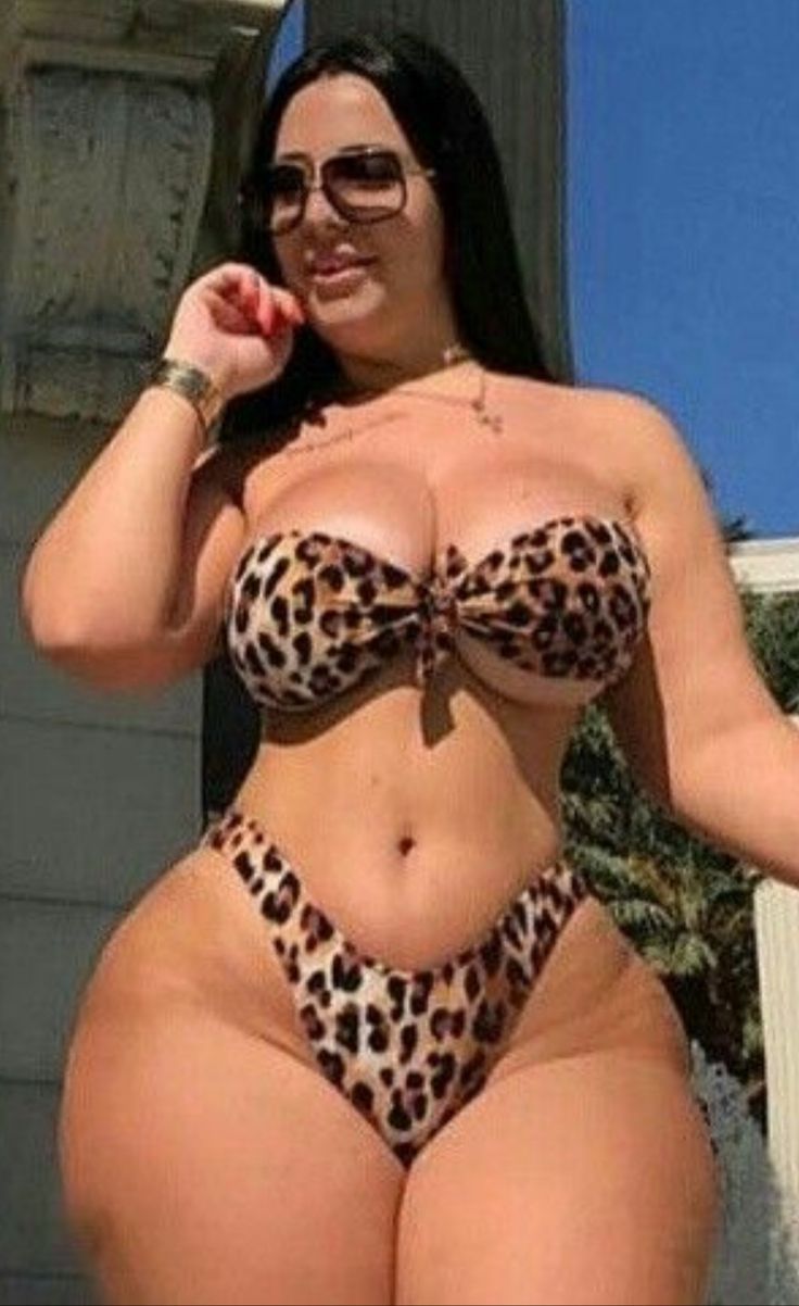 Bikini Big Hips 75