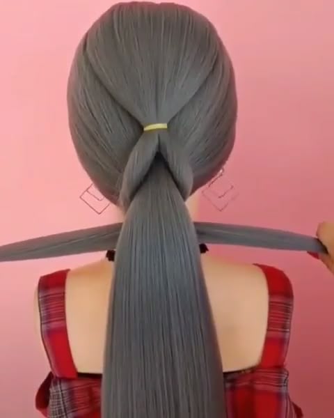 20 Quick And Easy Hair Styles & Video Tutorials