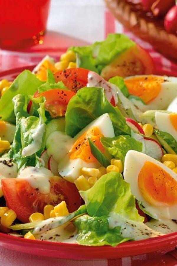 Was Vertragt Sich Mit Salat Sommersalat mit Joghurt-Dressing | Salate rezepte gesund, Leckere