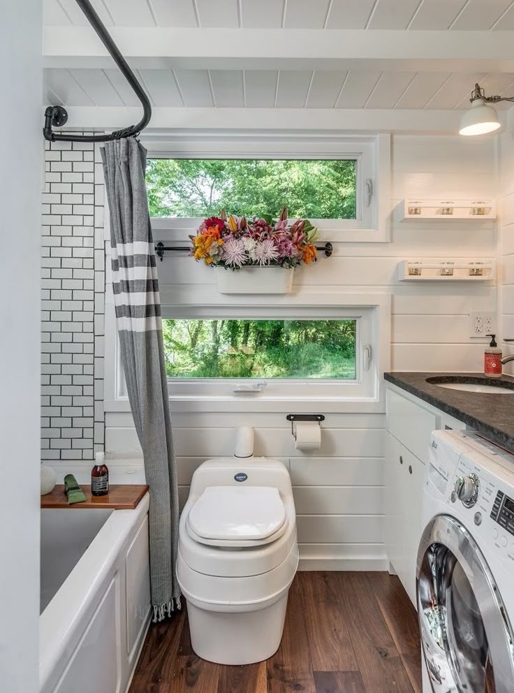 House Bathrooms best 10+ tiny house bathroom ideas on pinterest | tiny homes House Bathrooms best 10+ tiny house bathroom ideas on pinterest | tiny homes