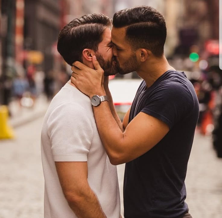 Married men looking for gay men