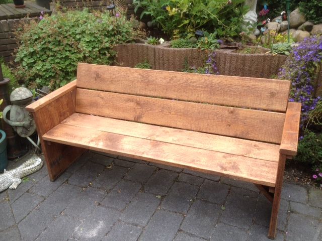 Tuinbank gemaakt van nieuw steigerhout en behandeld teak beits. Tuinbank, Tuinstoelen, Tuin