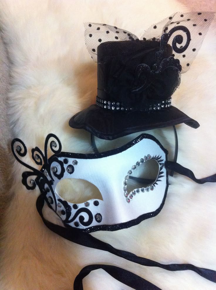 Mask Decoration Ideas Fascinating 269 Best Masquerade Images On Pinterest Venetian Masks Masks Decorating Design Mask Decoration Ideas Interesting 269 Best Masquerade Images On Pinterest Venetian Masks Masks Inspiration Design