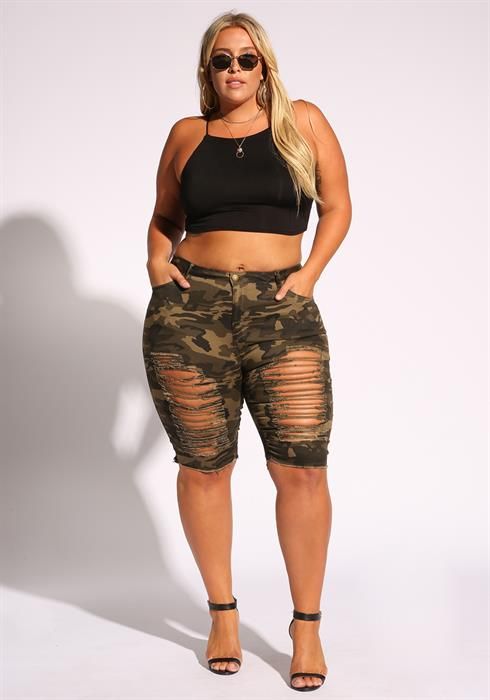Makeout shaved shorts curvy