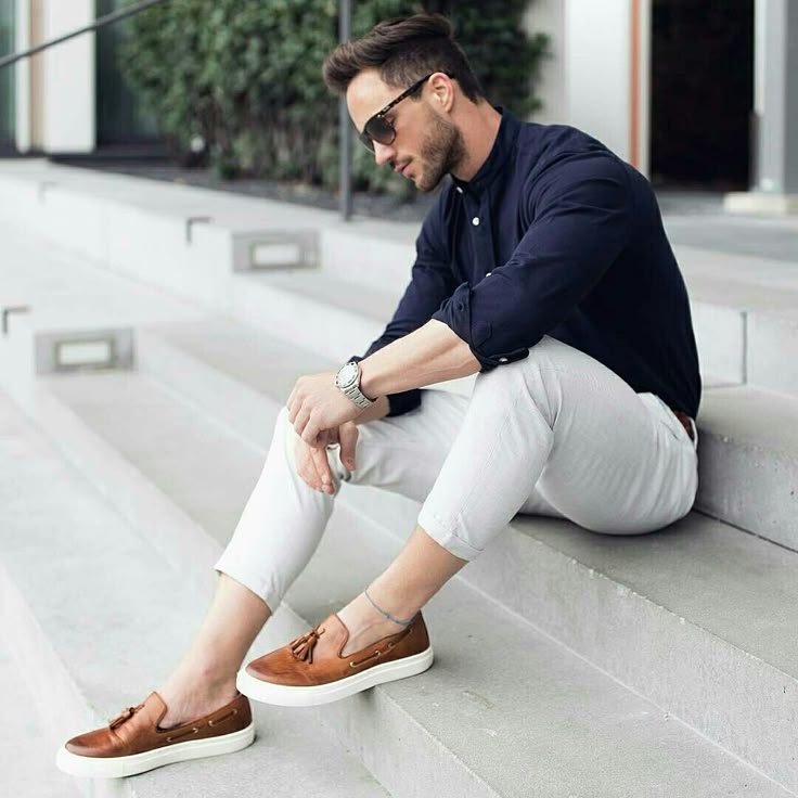 Men dress in black shirt n pants n shoe images Men dress in black shirt n pants n shoe images