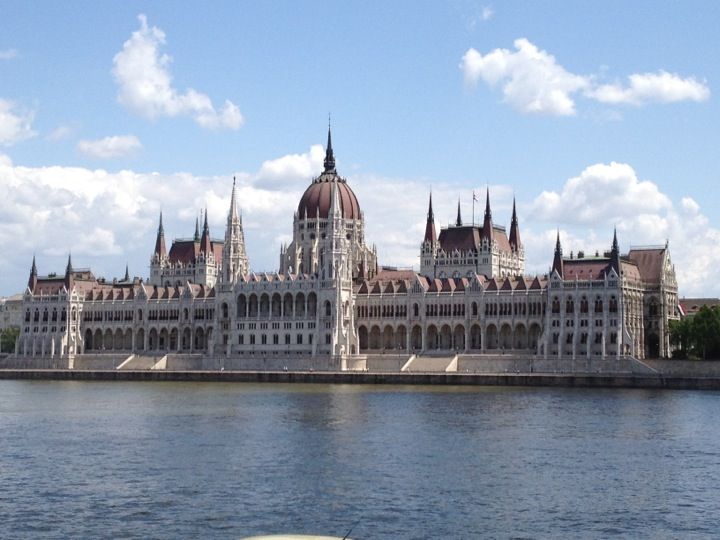 Best Hungarian Restaurant Near Parliament Building Best Hungarian Restaurant Near Parliament Building
