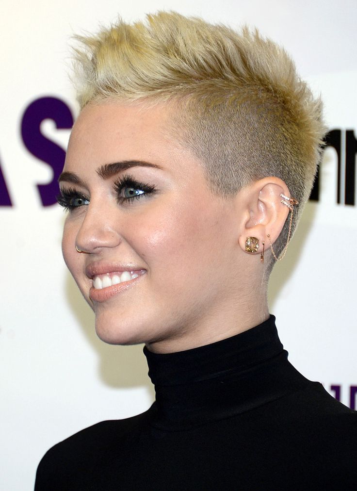 Frisur Undercut Frauen Best Of Undercut Die Star Looks Der Trendfrisur 2017 S 13 Frisur Frisur Undercut Frauen Best Of Undercut Die Star Looks Der Trendfrisur 2017 S 13 Frisur