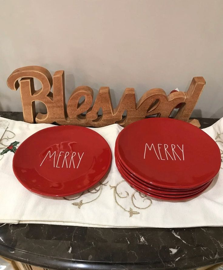 Brand new Dinner plates set of 6 Make an offer! Fast shipping, very