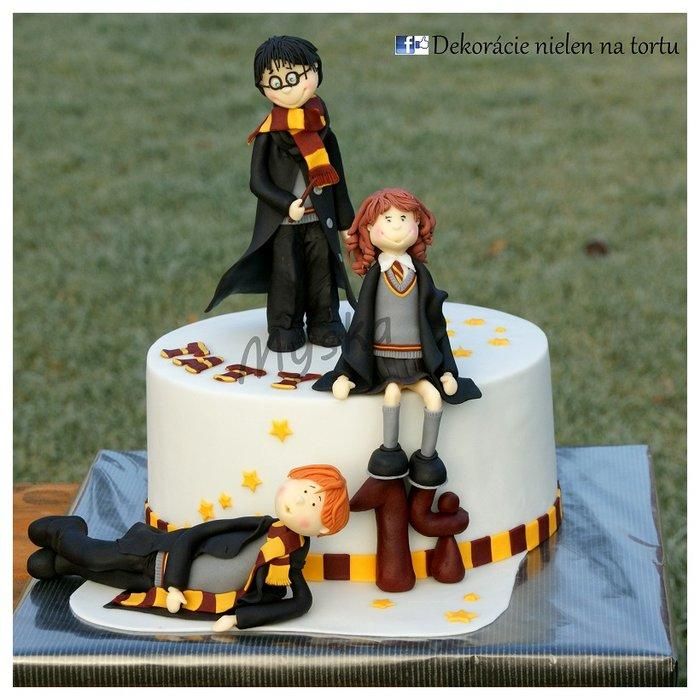 Harry Potter CakesDecor Harry potter gâteau, Gateau