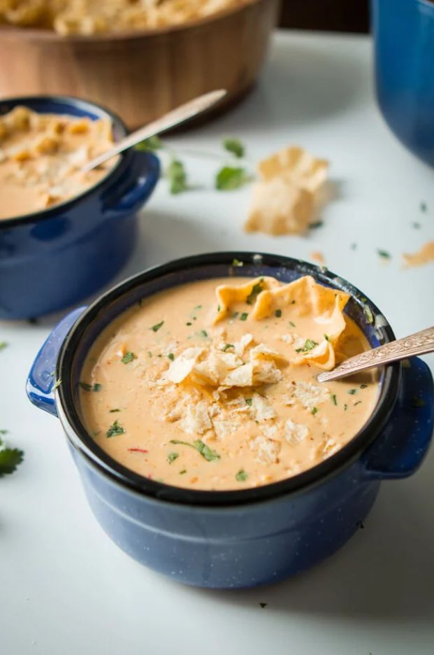CHEESY SOUTHWESTERN CHICKEN TORTILLA SOUP (With images CHEESY SOUTHWESTERN CHICKEN TORTILLA SOUP (With images
