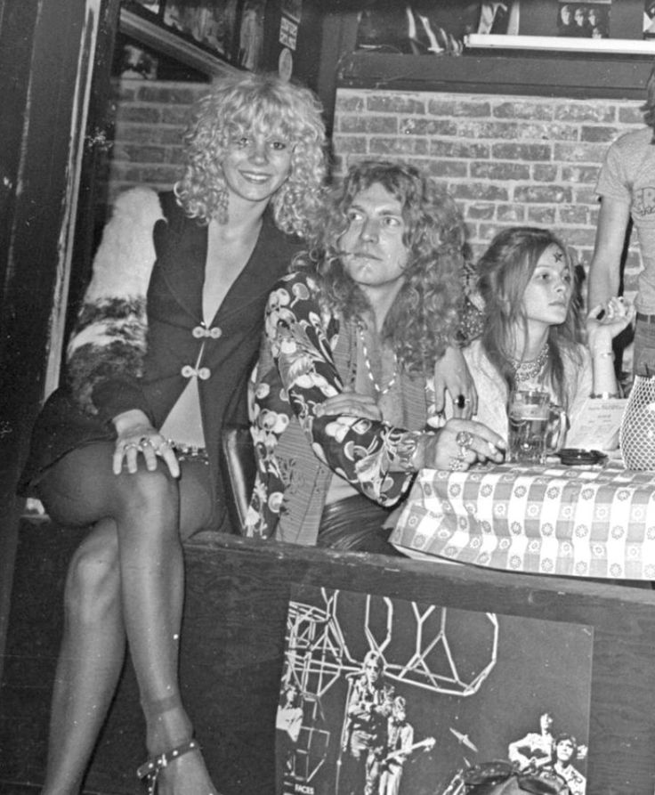 Пин на доске Groupies 60s/70s