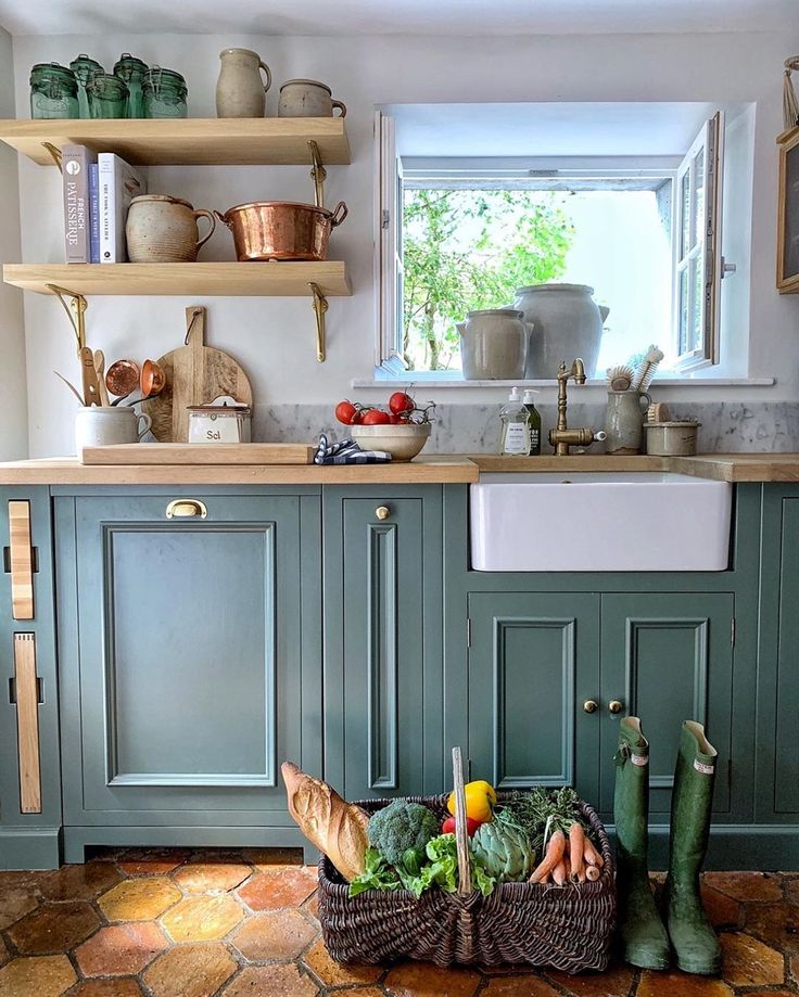 D.R. Horton Homes on Instagram “Farmhouse decor meets