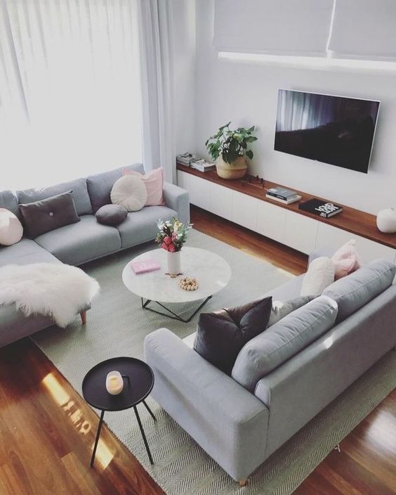 Skandinavische Ideen; graues Wohnzimmer; gemütliche Wohnzimmerdekore; moderne w...