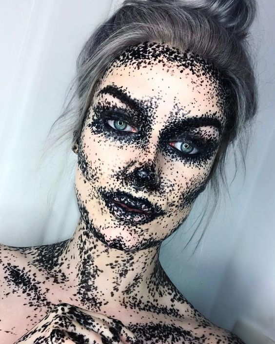 Creepy-Crawly Halloween Makeup Ideas