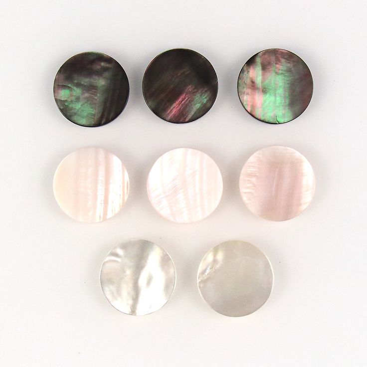 20pc Mother of Pearl 20mm Flat Round Beads; MOP; 4 Color Choices 20pc Mother of Pearl 20mm Flat Round Beads; MOP; 4 Color Choices