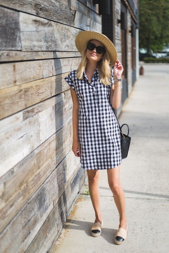 Gingham dress More