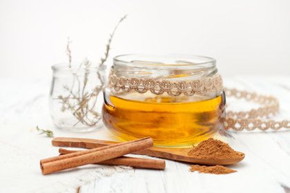 Les 1001 vertus du miel à la cannelle, remède naturel ! en ... Les 1001 vertus du miel à la cannelle, remède naturel ! en ...