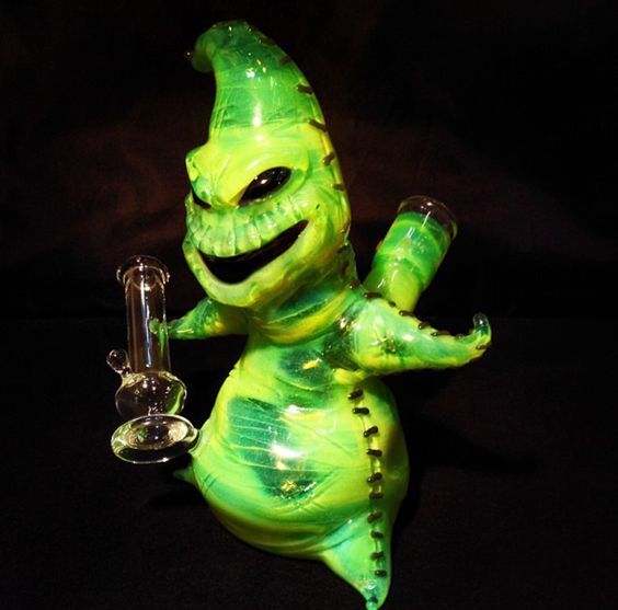 best 25 cool weed pipes ideas on pinterest pipes for nightmare before christmas glass pipe for sale