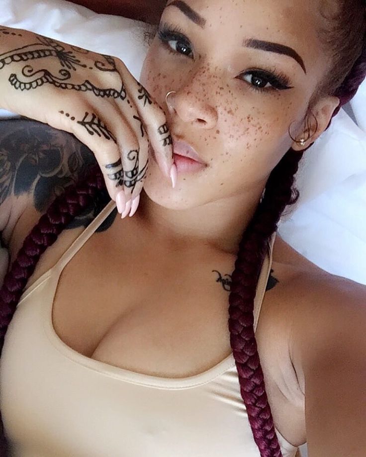 Snapchat model ebony freckles